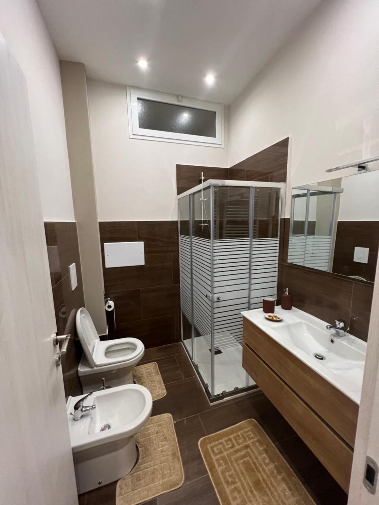 L'Ospite Napoletano Apartamento Nápoles Exterior foto