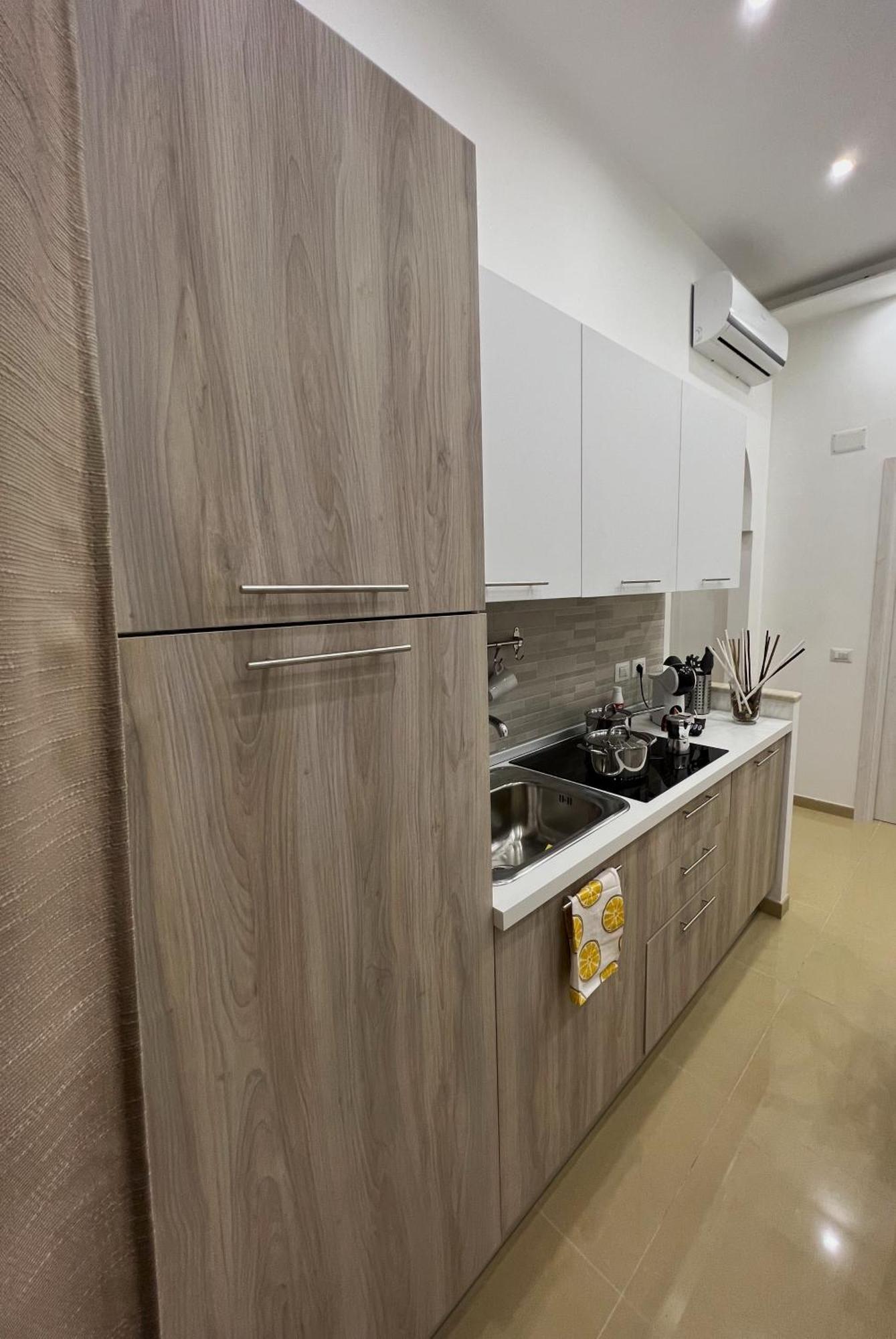 L'Ospite Napoletano Apartamento Nápoles Exterior foto