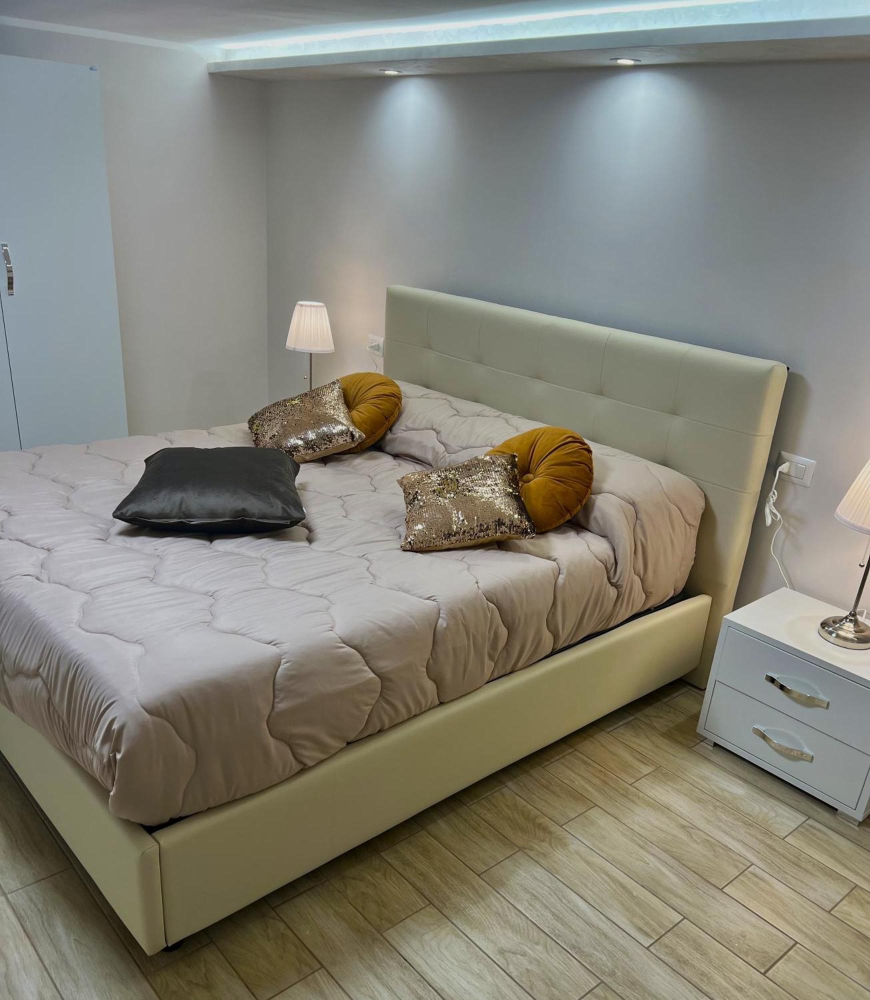 L'Ospite Napoletano Apartamento Nápoles Exterior foto